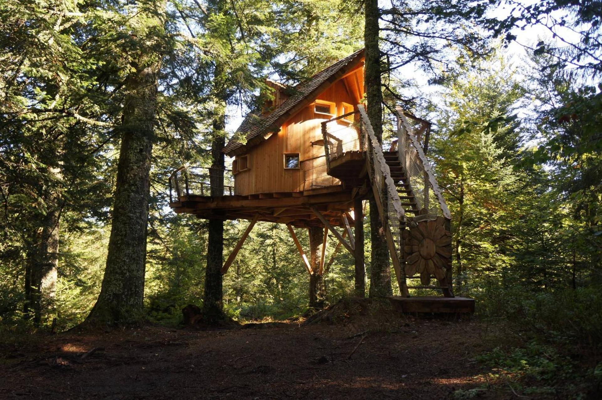 Cabanes Des Volcans La Tour-dʼAuvergne Habitación foto
