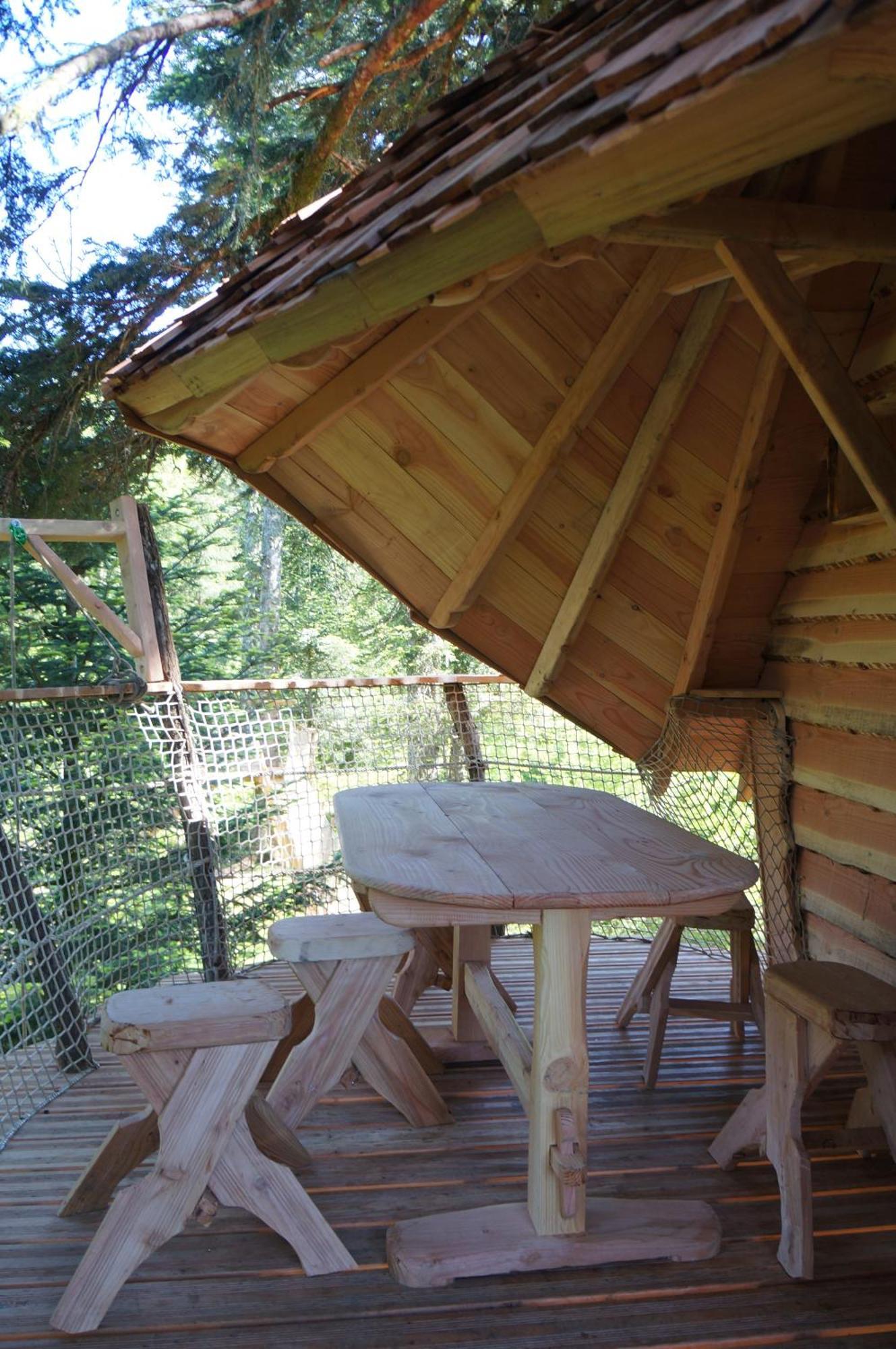 Cabanes Des Volcans La Tour-dʼAuvergne Habitación foto
