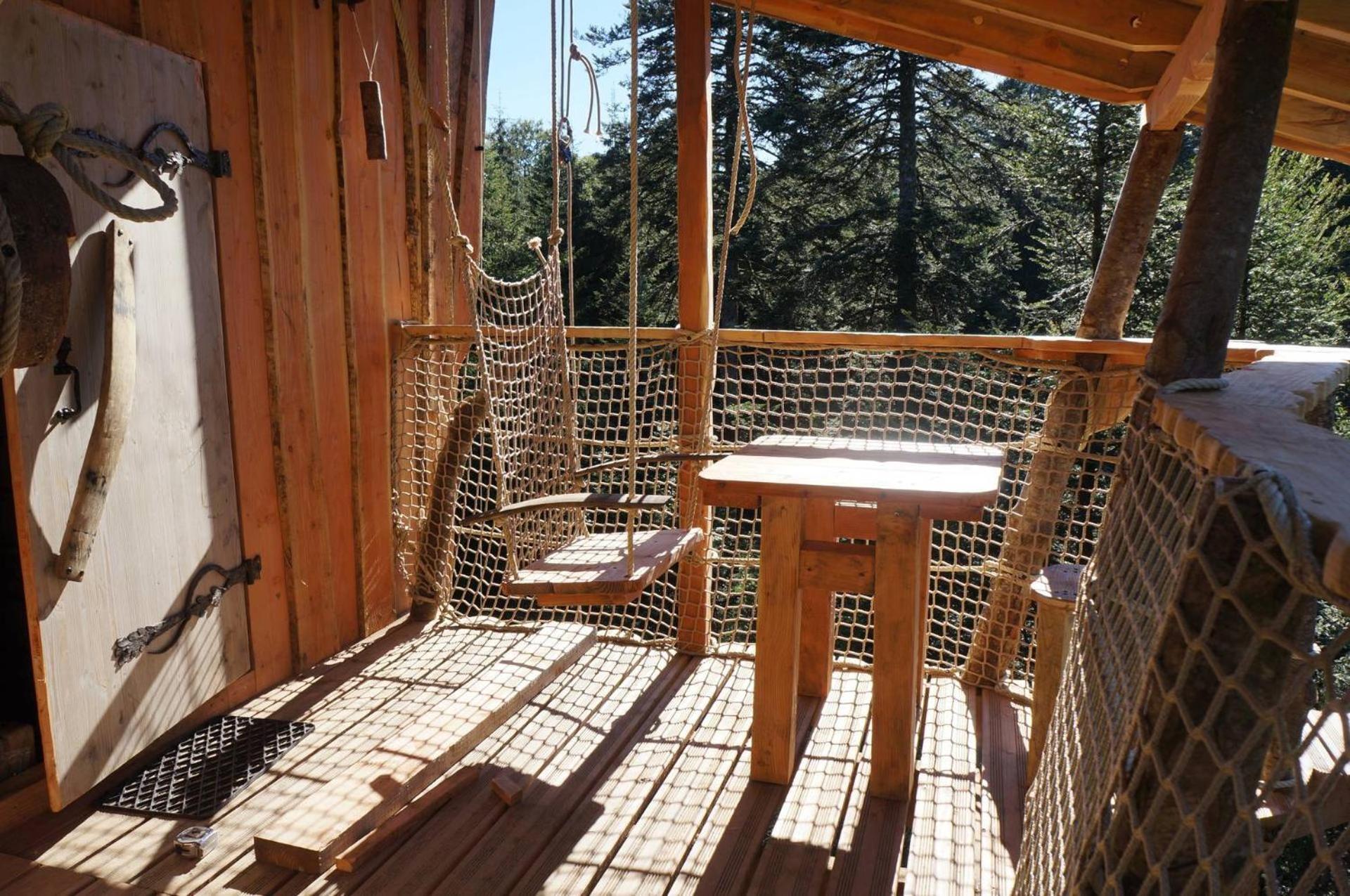 Cabanes Des Volcans La Tour-dʼAuvergne Habitación foto